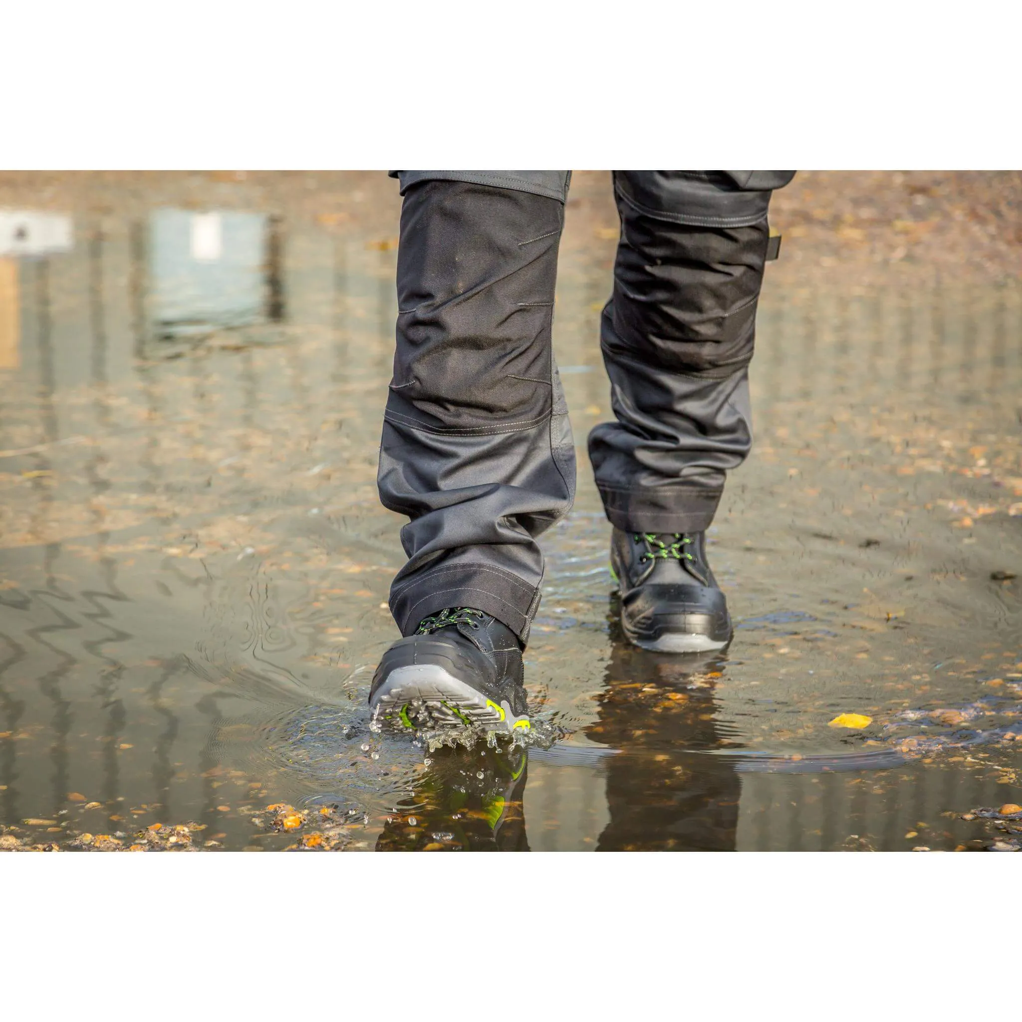 Apache Dakota Black Metal-Free Waterproof Safety Boots
