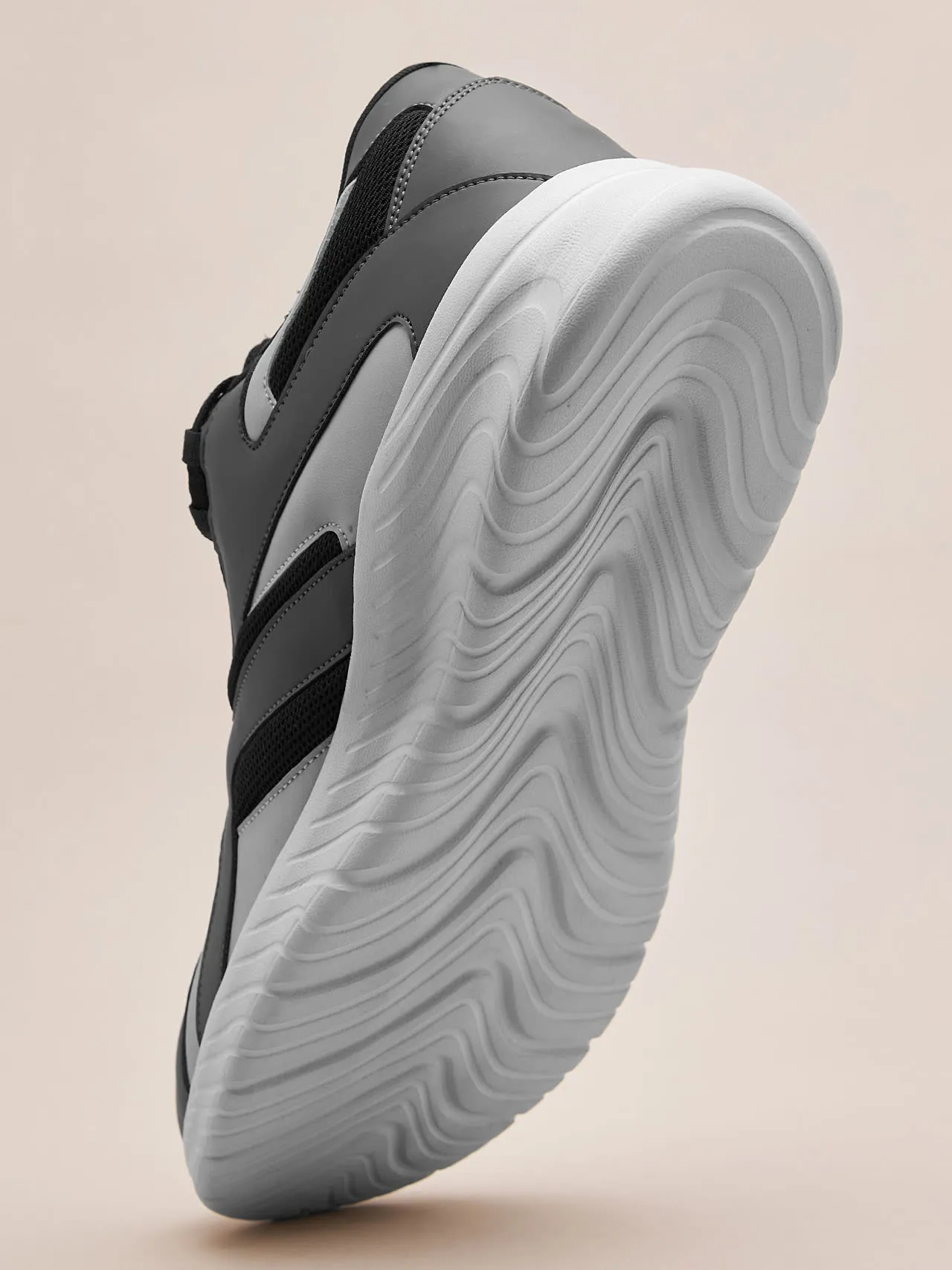 Avant Men's HyCross Sports Shoes-Multi Colour