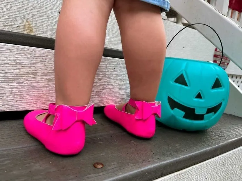 Bow Back Ballet Flat - Neon Pink