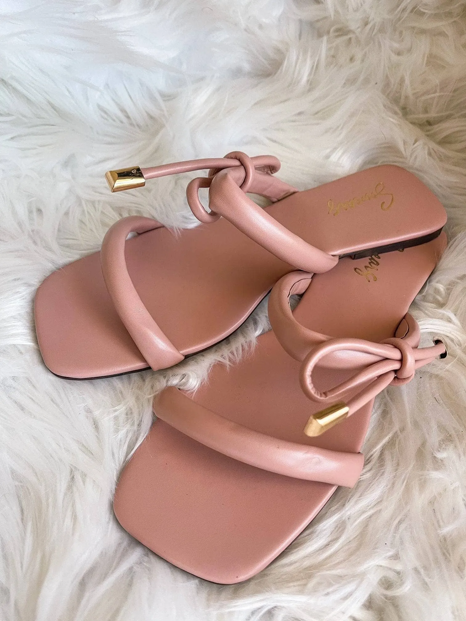 Bow Flats In Peach