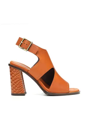 Emiko Sandle in Ginger
