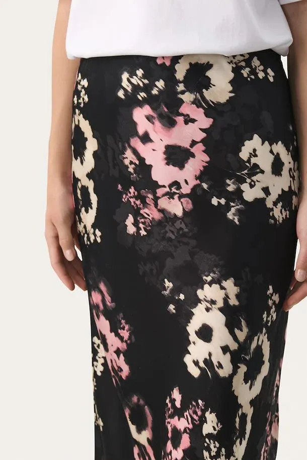 LaurinaPW Skirt - Part Two