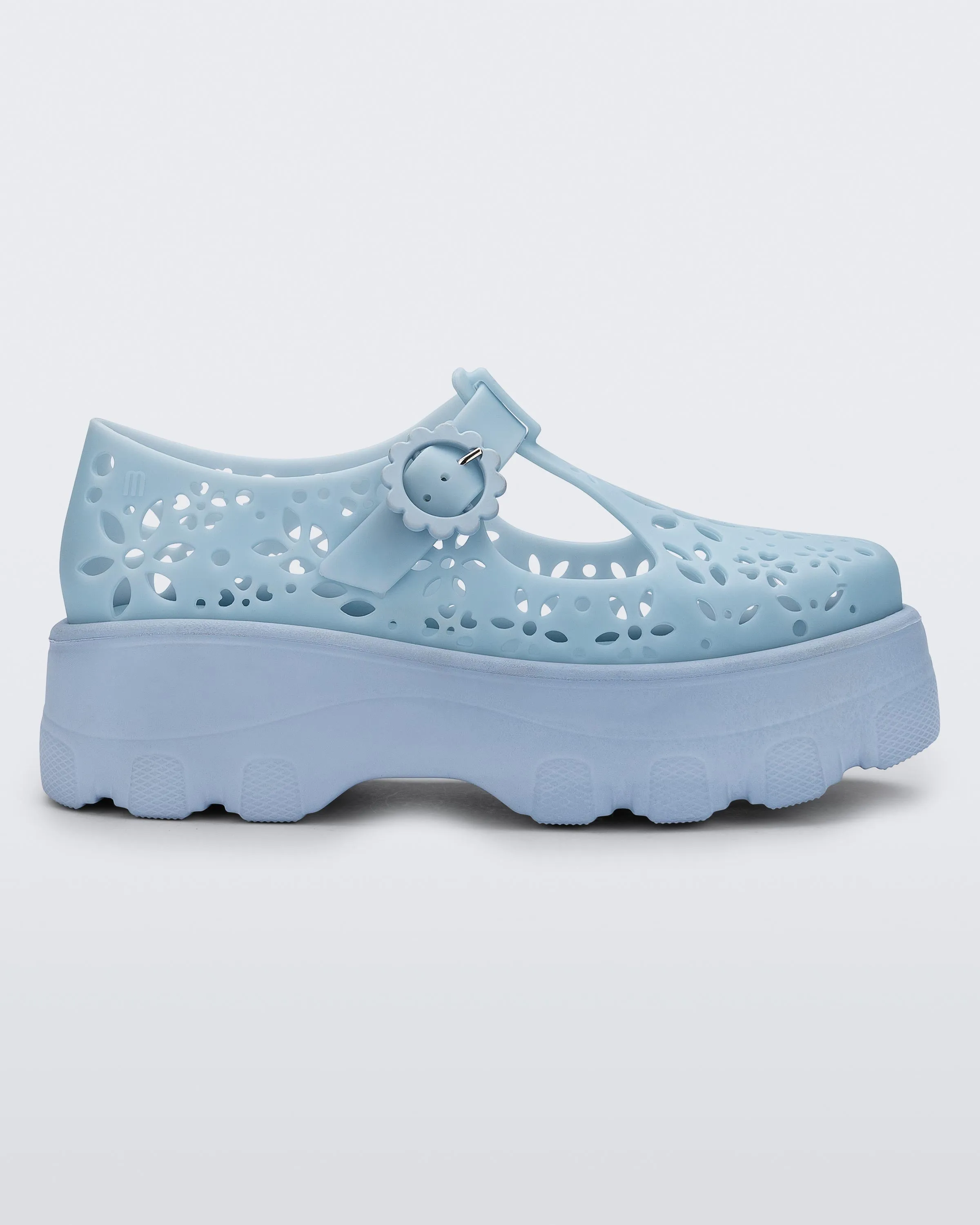 MELISSA KICK OFF LACE AD