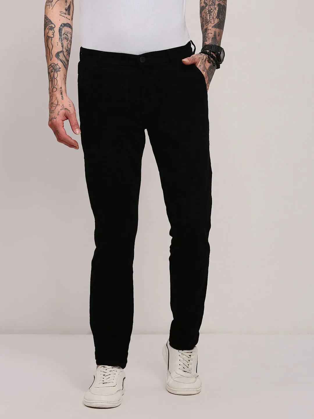 Men Black Solid Slim Fit Low-Rise Cotton Trousers