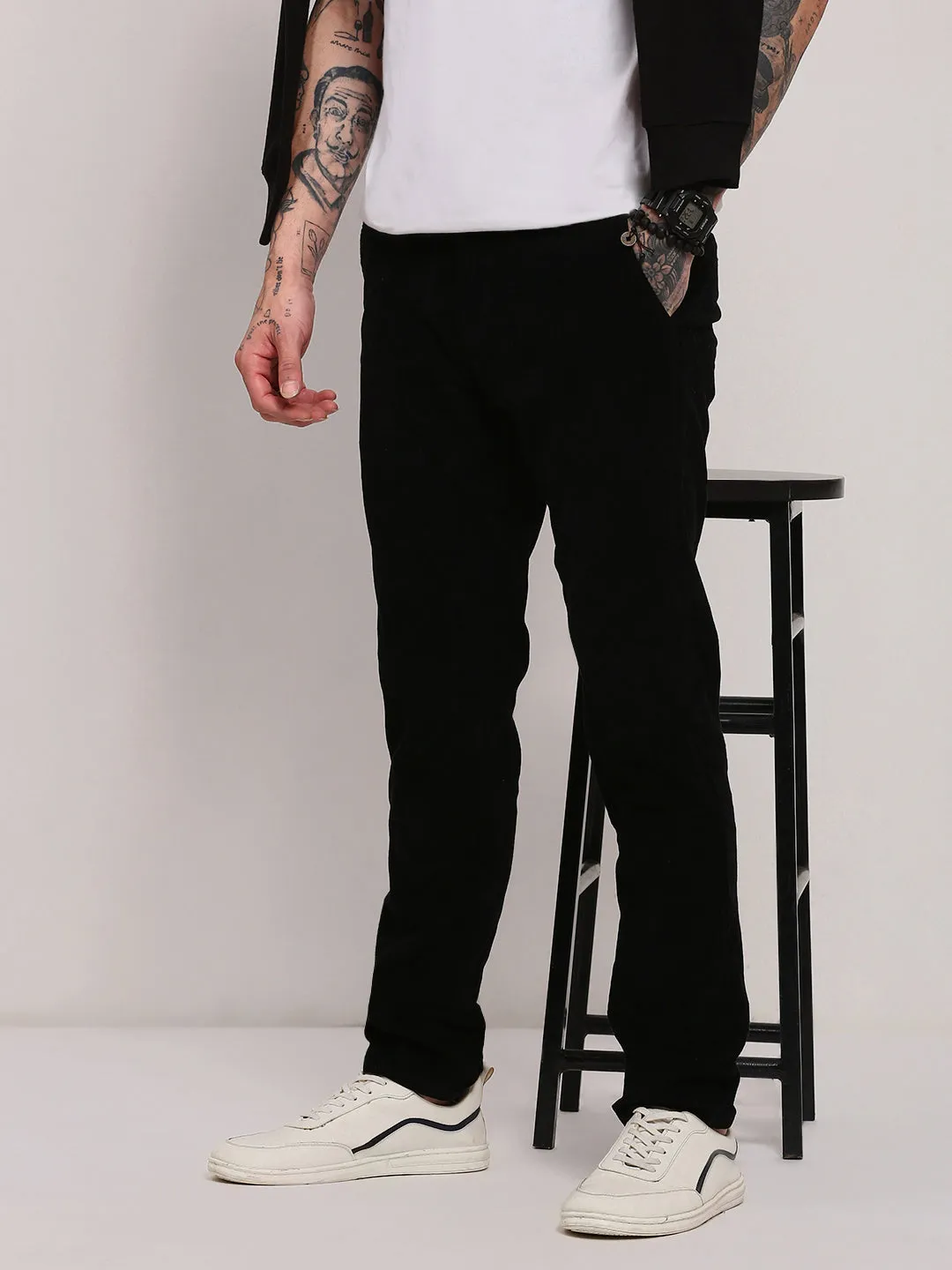 Men Black Solid Slim Fit Low-Rise Cotton Trousers
