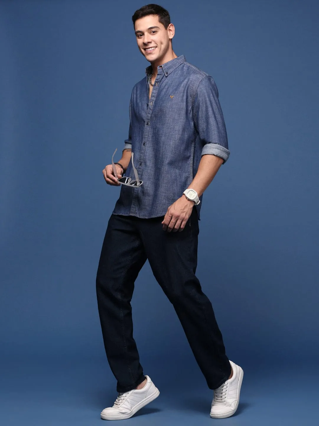 Men Navy Blue Standard Slim Fit Opaque Printed Casual Shirt