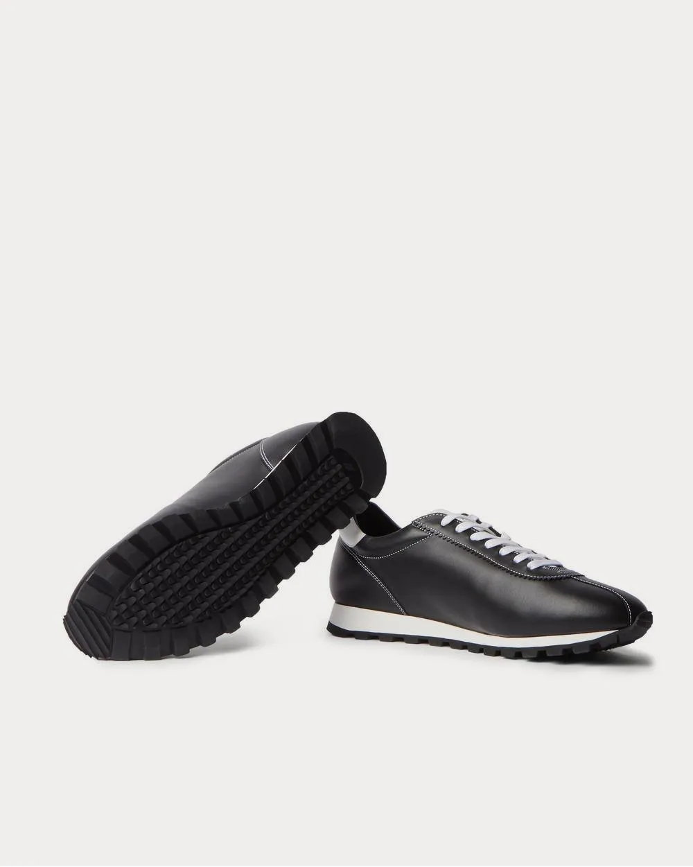 On My Way Leather  Black low top sneakers