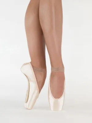 Suffolk Reign Pointe Shoes