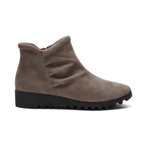 Zoey Slip-On Women Boots Dark-Taupe